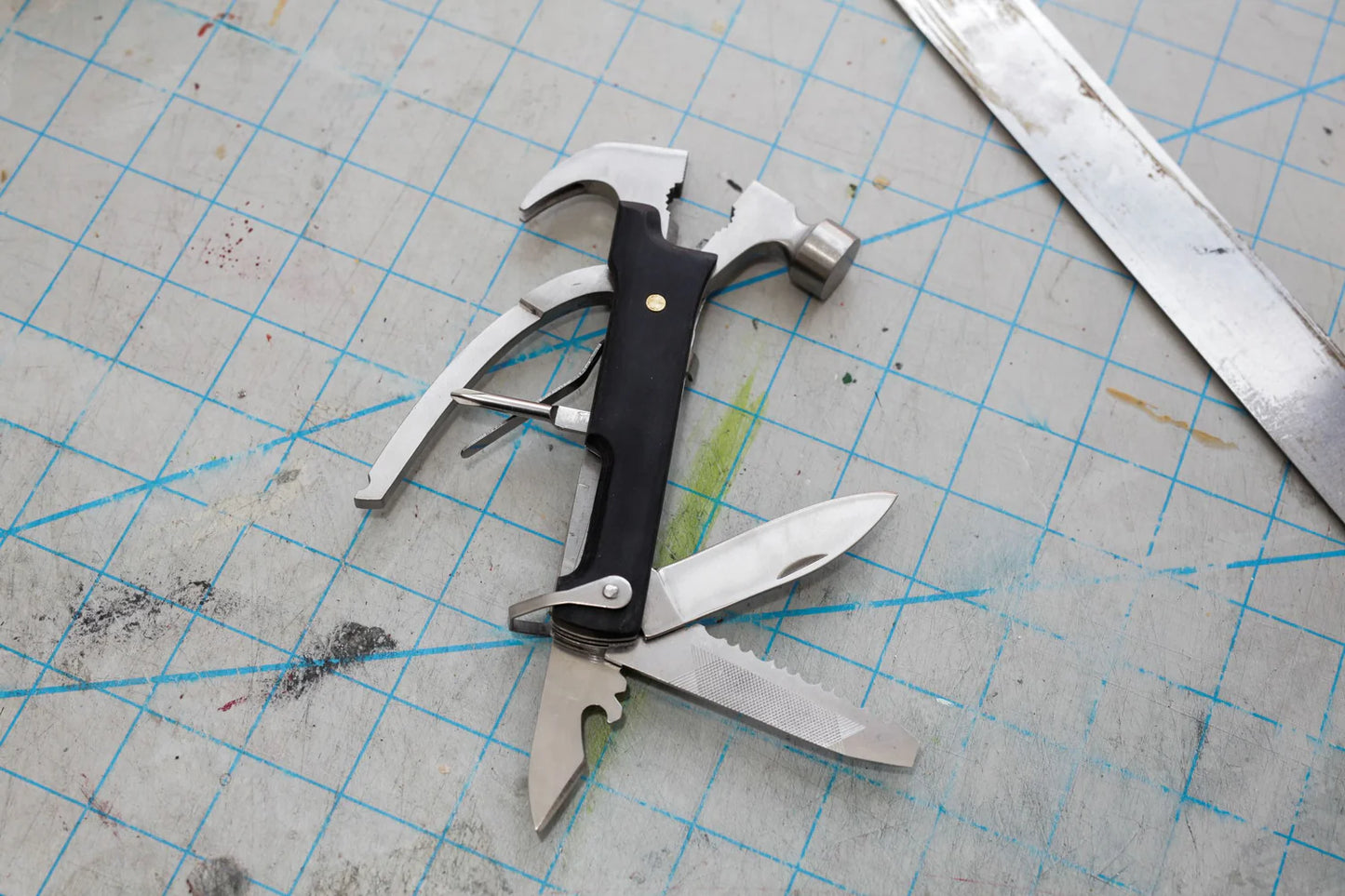 Wood Hammer Multi-tool
