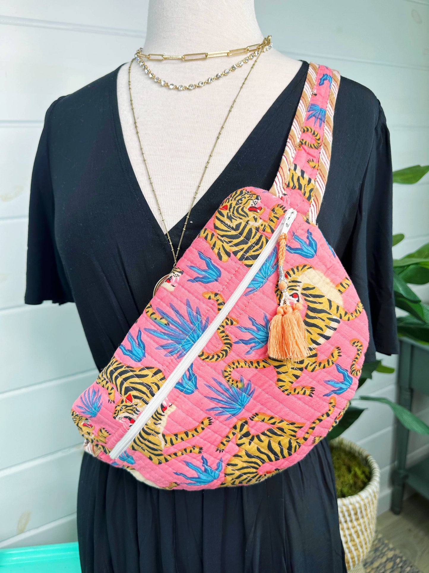 Quilted Belt Bag | Crossbody Fanny Pack Bags | Rose Pink