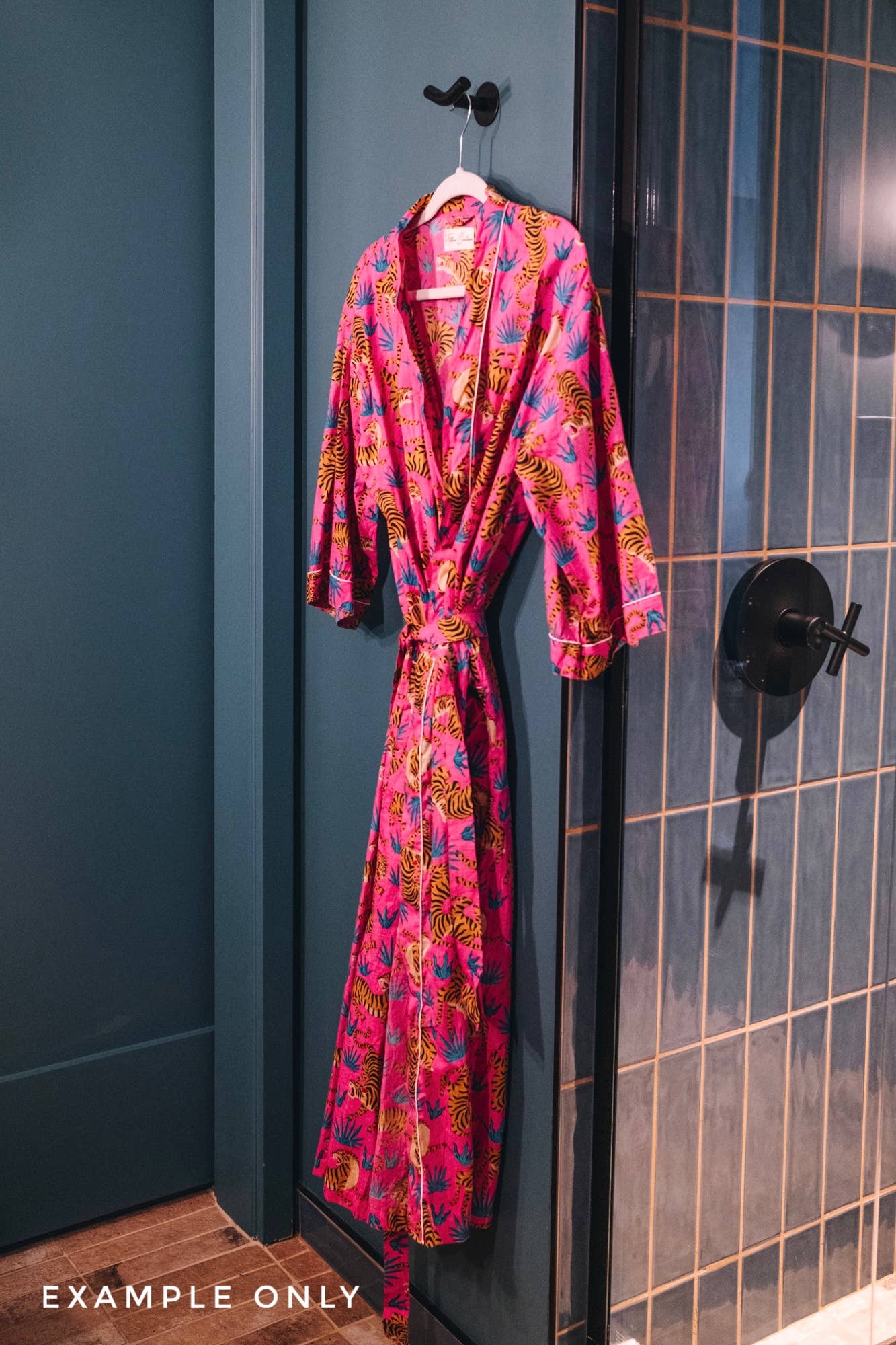 Gold Checkered Print Jaguar Kimono Robe