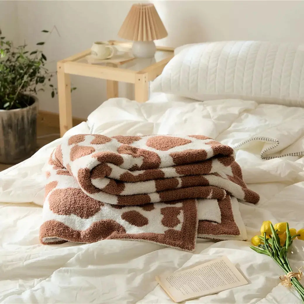 Brown Leopard Luxury Blanket in Gray